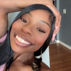 Meet your Posher, Shameka